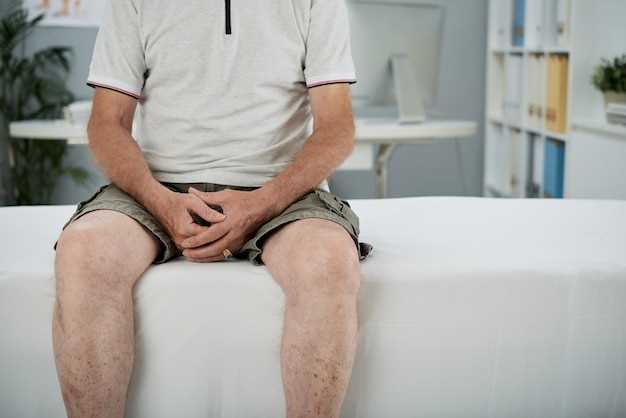 Почему болят яички у мужчин: основные причины и симптомы